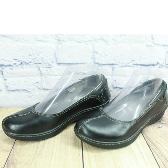 LL Bean Black Leather Slip On Split Toe Casual Wedge Loafer Shoes Size 6.5 M - Picture 2 of 9